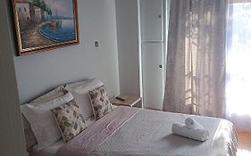 Historic Center Apartment At Thisseio